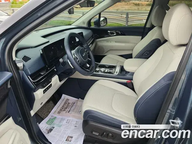 Kia Carnival 2024 — Şəkil 17/20