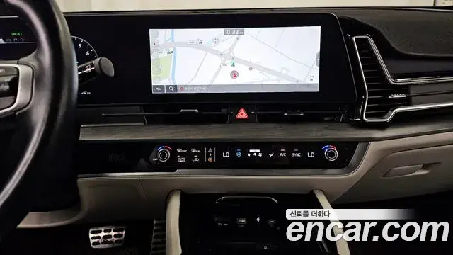 Kia Sportage 2023 — Photo 9/20