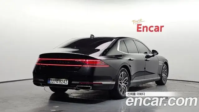 Genesis G90 2022 — Photo 4/20