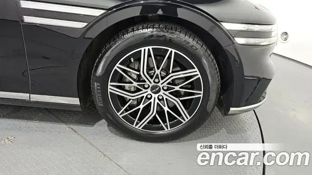 Genesis G90 2022 — Photo 8/20