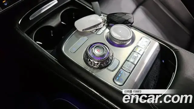 Genesis G90 2022 — Photo 6/20