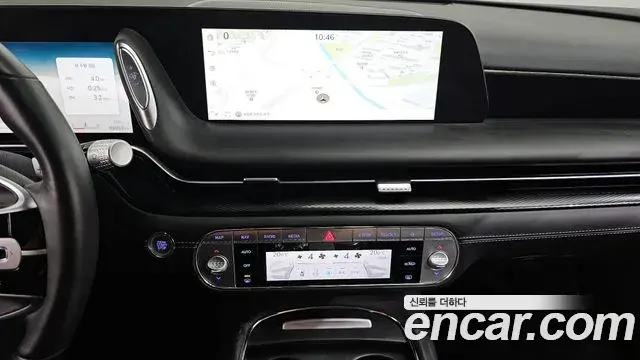 Genesis G90 2022 — Photo 16/20