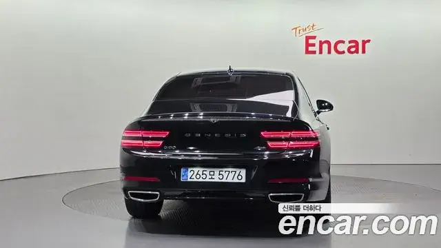 Genesis G80 2023 — Şəkil 9/20