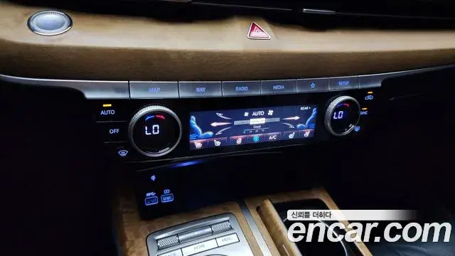 Genesis G80 2020 — ფოტო 15/20