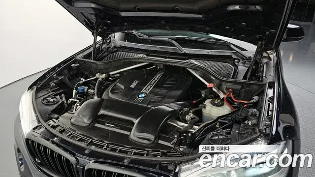 BMW X6 2018 — Photo 20/20