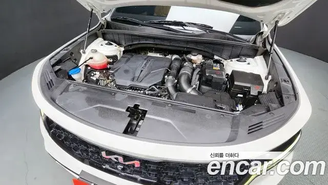 Kia Sorento 2023 — Photo 18/20