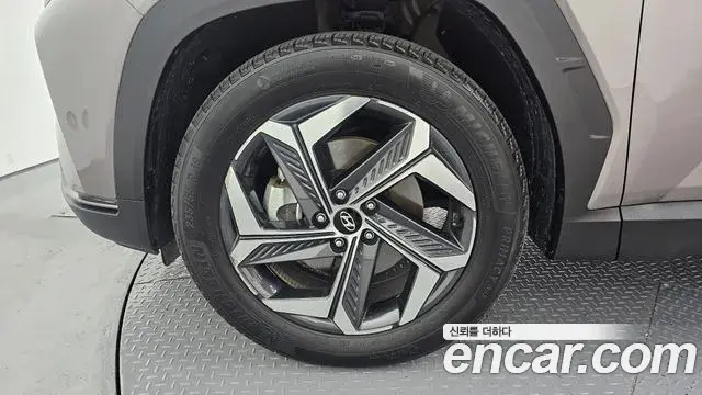 Hyundai The New Tucson 2023 — Фото 5/20