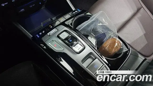 Hyundai The New Tucson 2023 — Фото 9/20