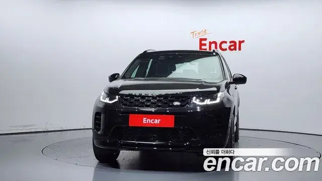 Land Rover Discovery Sport 2024 — Фото 3/20