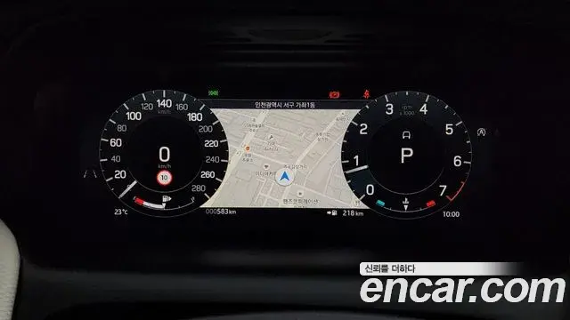 Land Rover Discovery Sport 2024 — Photo 12/20