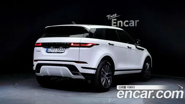 Land Rover Range Rover Evoque 2024 — Photo 10/20