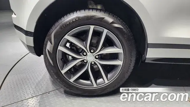 Land Rover Range Rover Evoque 2024 — Photo 11/20