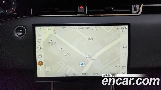 Land Rover Range Rover Evoque 2024 — Photo 7/20