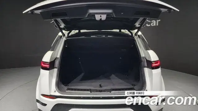 Land Rover Range Rover Evoque 2024 — Photo 13/20