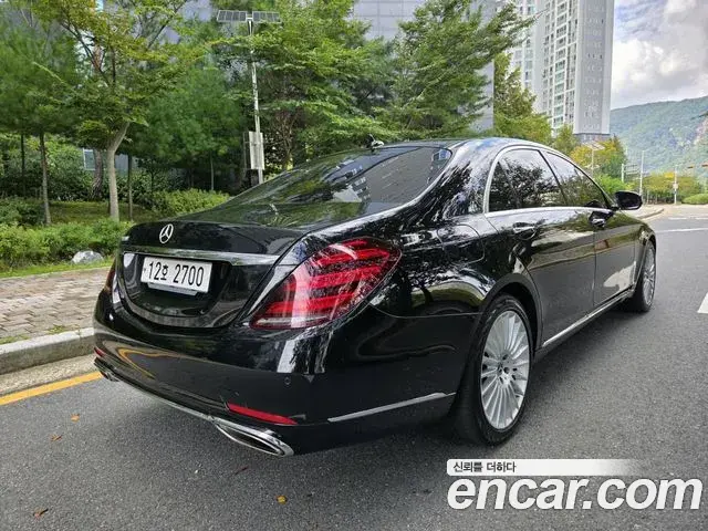 Mercedes-Benz S-Class 2018 — Photo 4/20