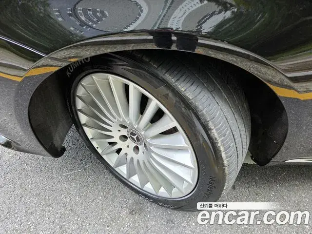 Mercedes-Benz S-Class 2018 — Photo 10/20
