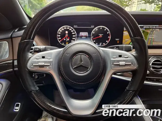 Mercedes-Benz S-Class 2018 — Photo 1/20