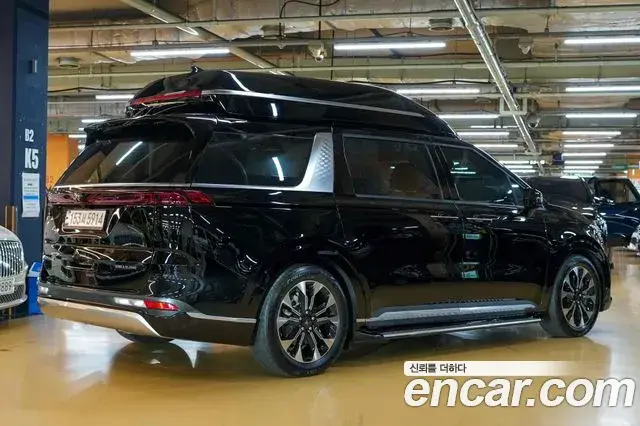Kia Carnival 2021 — ფოტო 20/20