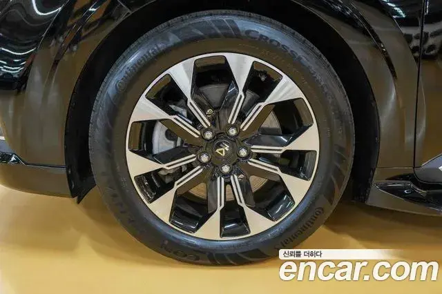 Kia Carnival 2021 — ფოტო 12/20
