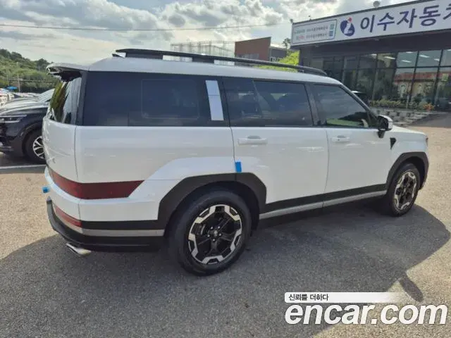Hyundai Santa Fe 2023 — Şəkil 17/19
