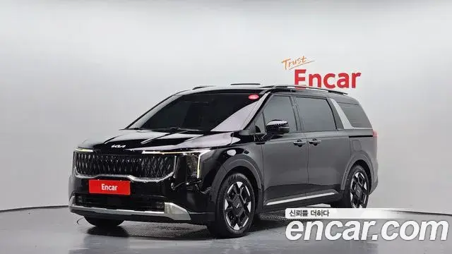 Kia Carnival 2023 — Фото 1/20