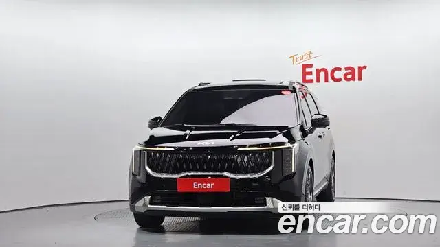Kia Carnival 2023 — Фото 3/20