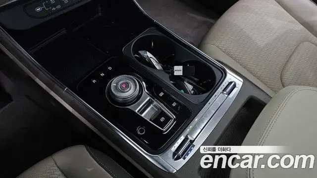 Kia Carnival 2023 — Фото 9/20