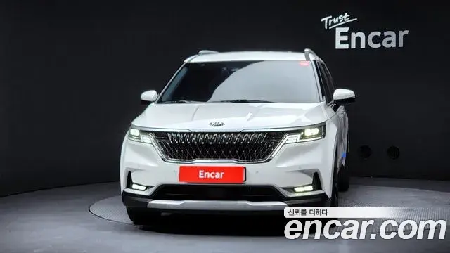 Kia Carnival 2020 — Фото 2/20