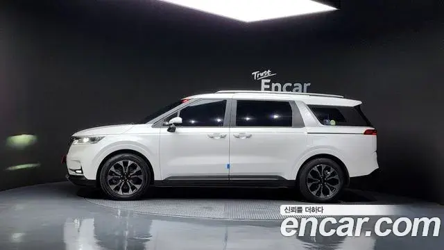Kia Carnival 2020 — Фото 3/20