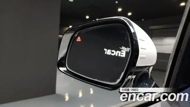 Kia Carnival 2020 — Фото 7/20