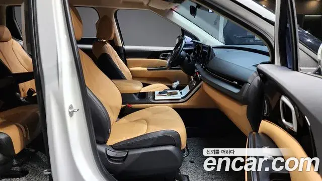 Kia Carnival 2020 — Фото 15/20