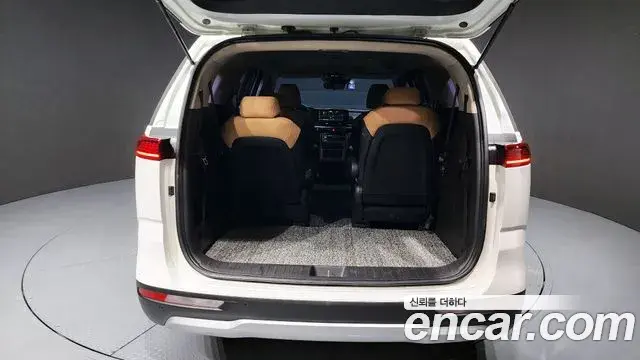 Kia Carnival 2020 — Фото 20/20