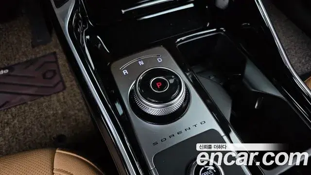 Kia Sorento 2020 — Фото 7/20