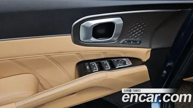 Kia Sorento 2020 — Фото 16/20