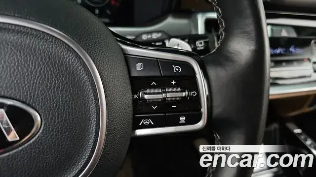 Kia Sorento 2020 — Фото 18/20