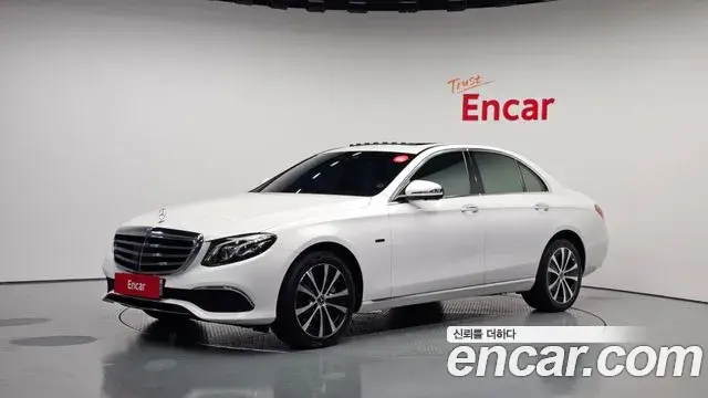 Mercedes-Benz E-Class 2020 — Şəkil 6/20