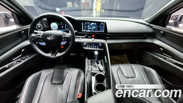 Hyundai The New Avante Hybrid 2022 — ფოტო 5/20