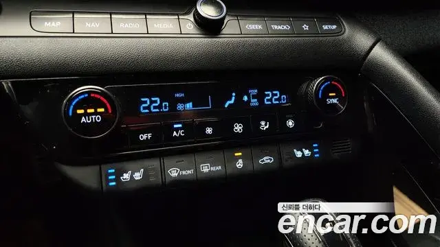 Hyundai The New Avante Hybrid 2022 — ფოტო 1/20