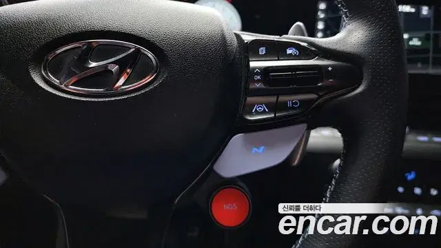 Hyundai The New Avante Hybrid 2022 — ფოტო 6/20