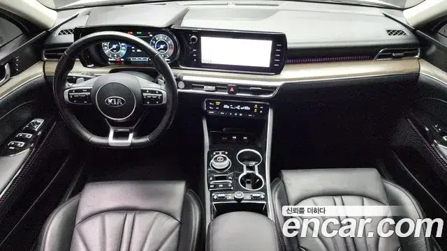 Kia K5 2020 — Şəkil 18/20