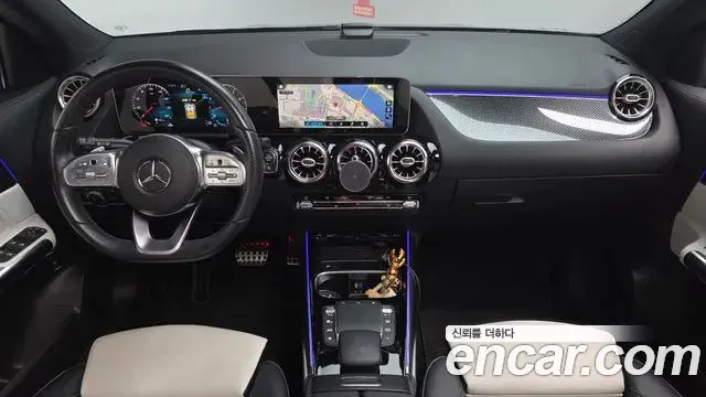 Mercedes-Benz GLA-Class 2020 — ფოტო 6/21