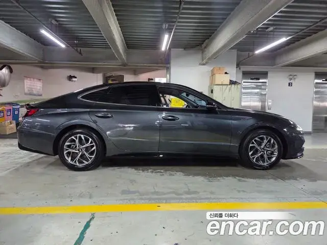Hyundai Sonata 2021 — Фото 19/20
