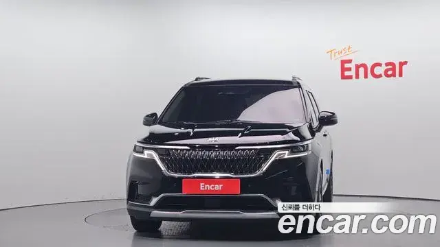 Kia Carnival 2020 — Photo 14/20