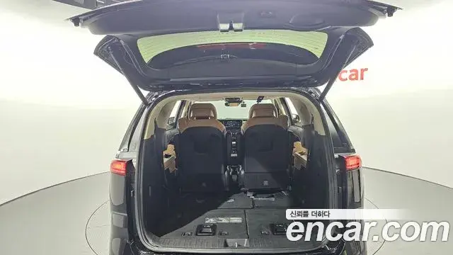 Kia Carnival 2020 — Photo 13/20