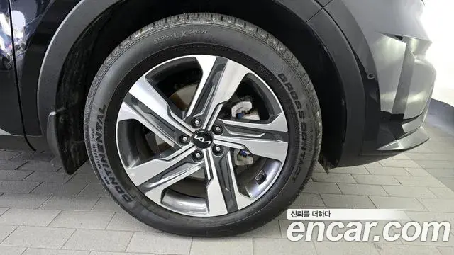 Kia Sorento 2023 — Photo 11/20