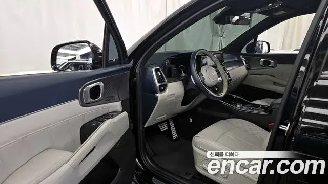 Kia Sorento 2023 — Photo 15/20