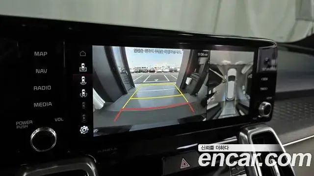 Kia Sorento 2023 — Photo 5/20