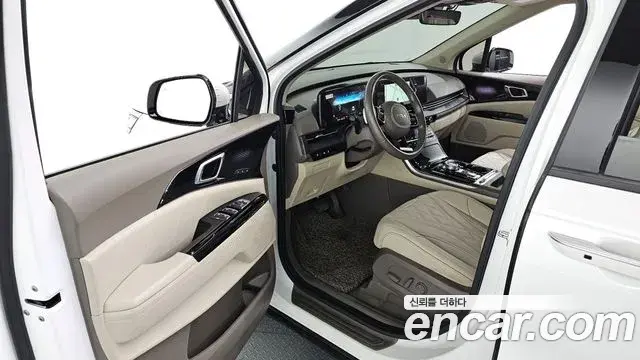 Kia Carnival 2021 — Şəkil 9/20