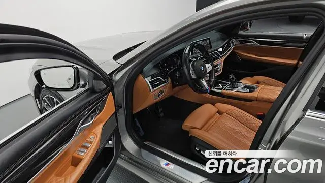 BMW 7 Series 2020 — Photo 19/20