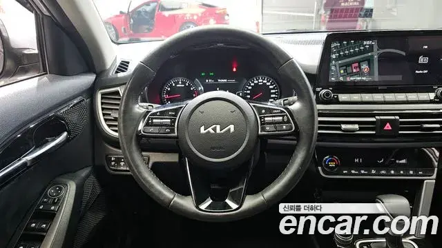 Kia Seltos 2022 — Şəkil 7/20